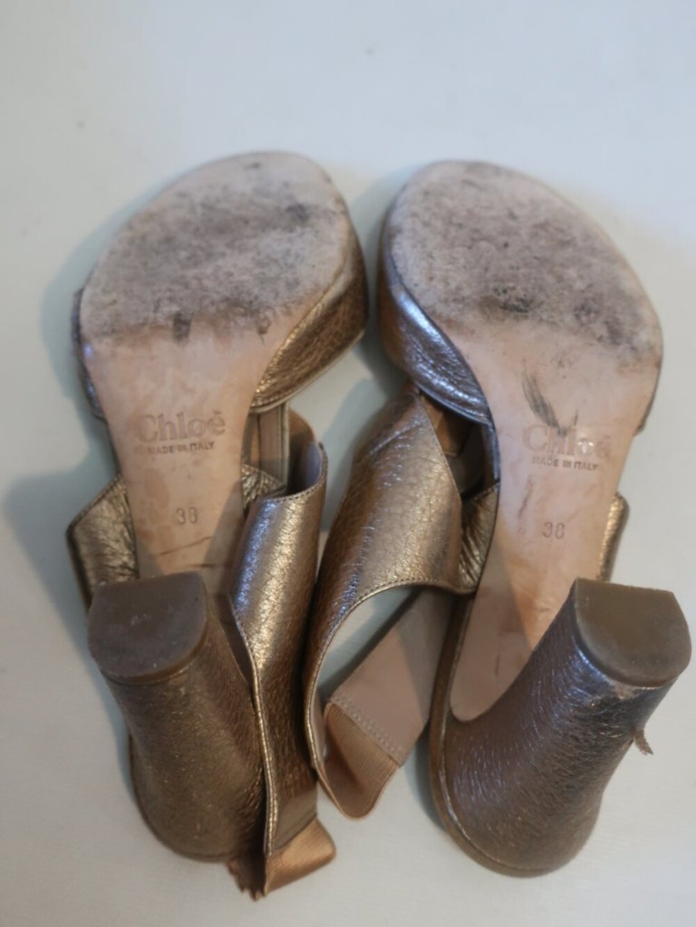 Womens Chloe Gold Metallic Leather Slingback Block Heel Sandals 38 US/7.5 - Picture 9 of 15